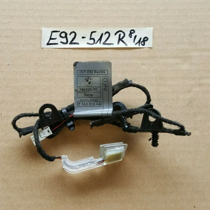 BMW E90 E91 E92 E93 Tür Griff Beleuchtung Lichtpaket RECHTS 7163512