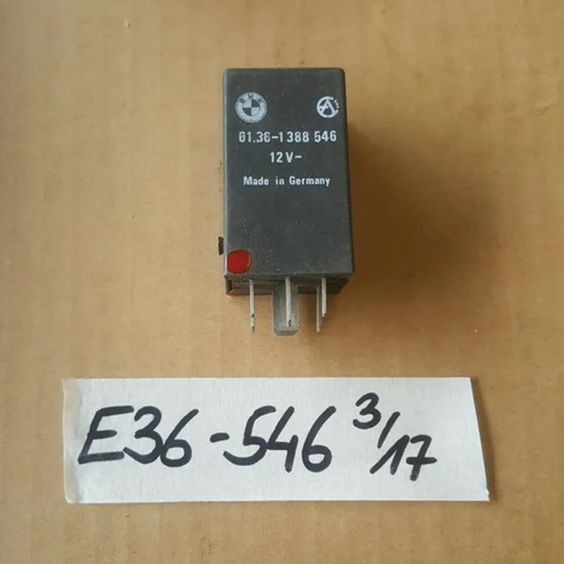 BMW E36 E31 E32 E34 WBG Relais Warnblinker Warnblinkgeber Blinkerrelais 1388546