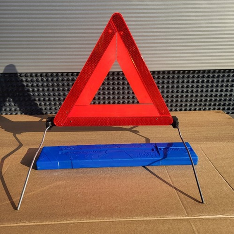 Warndreieck BMW E36 E46 E90 E91 E92 E81 E82 E87 E60 E61 Z3 Warn Dreieck 1092427