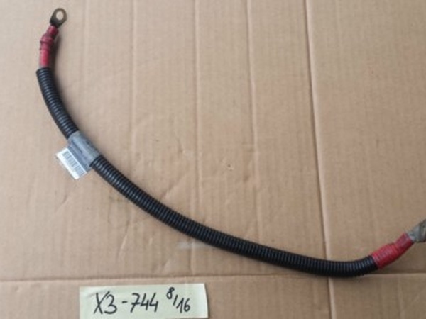 BMW X3 E83 / X5 E53 / Z4  Z3  E60  E61 Kabel Generator Anlasser 1439744  1439743