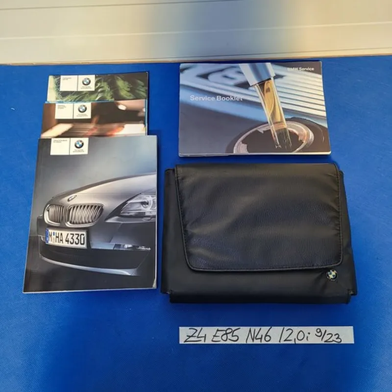 BMW Z4 E85 Bordmappe Leder Service Heft 2,0i Betriebsanleitung Englisch Handbuch