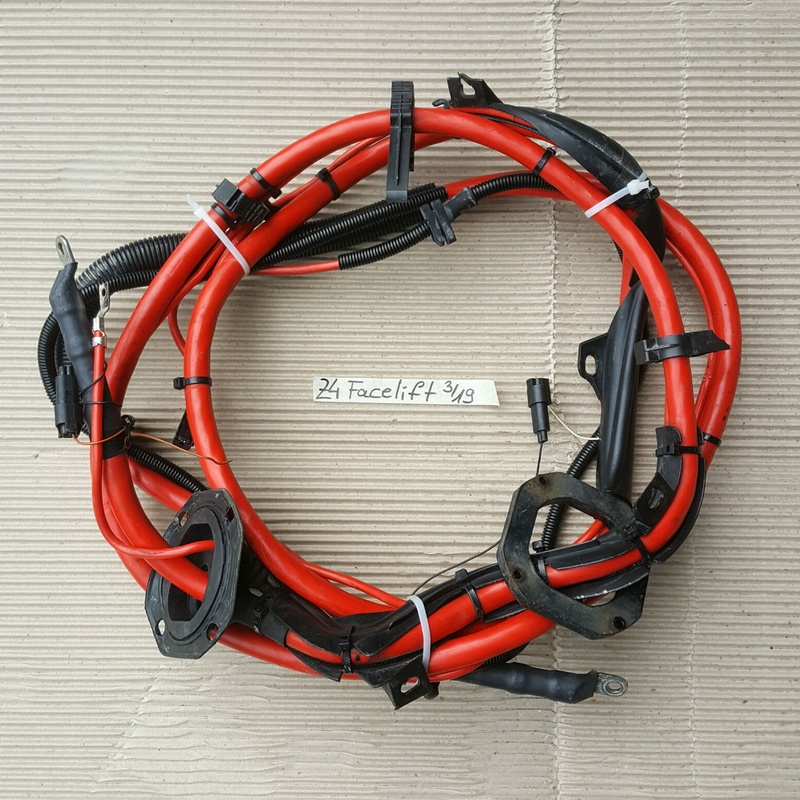 BMW Z4 E85 Pluskabel Leitung Batterie Kabel Unterflur