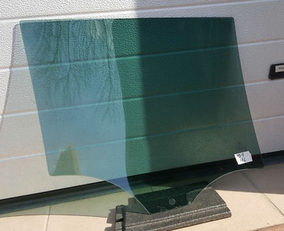 BMW E91 LCI Seiten Scheibe Fahrer Tür HINTEN LINKS Fenster Glas