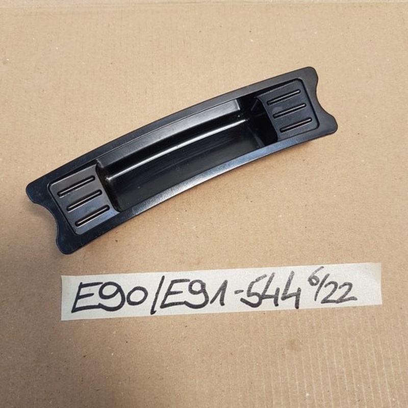BMW E90 E91 Ablagefach Ascher Einsatz HINTEN Blende Mittelkonsole Fach 7156544