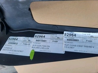 BMW Z3 Mittelkonsole Schwarz Bumerang Cockpit Verkleidung 8397523