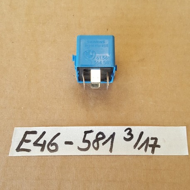 BMW E46 Relais Schliesser himmel blau 8364581