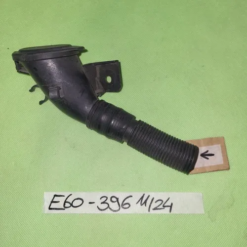 BMW E60 E61 E63 E64 Stutzen für Befüllkanal Deckel Wischwasser Behälter 7144396