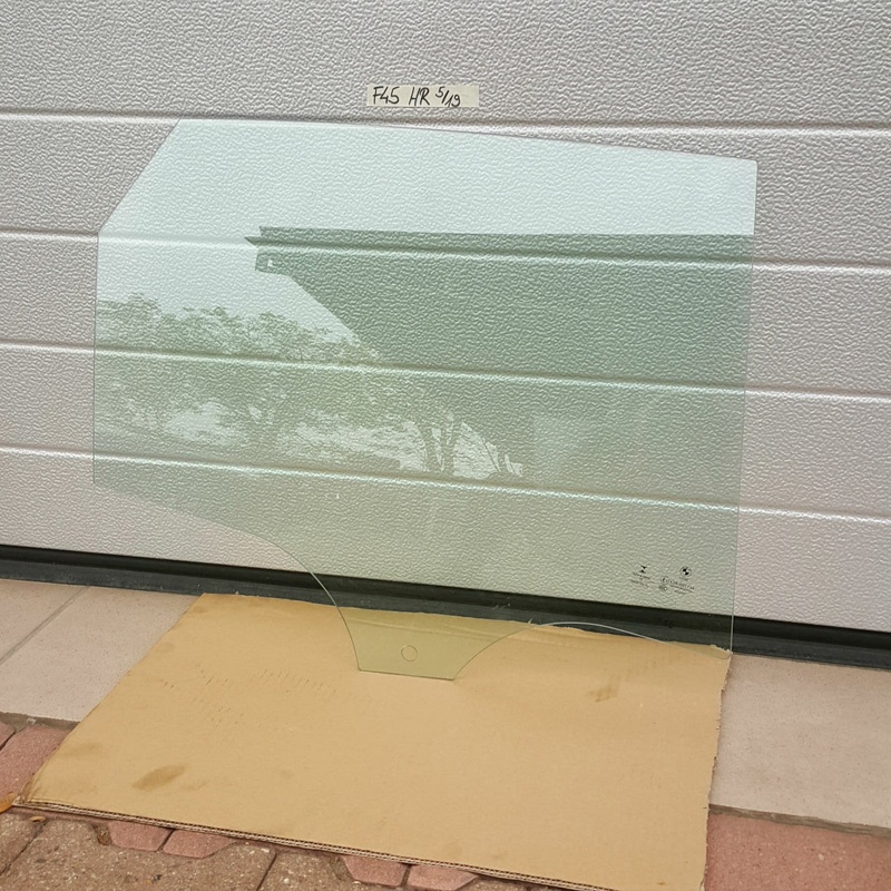 BMW 2er F45 Active Tourer Seiten Glas Scheibe Beifahrer Tür HINTEN RECHTS