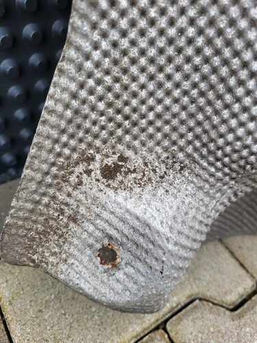 BMW F30 F31  F32 F33 F36 Hitzeblech Wärmeisolierung Tank 7241774 – Bild 3