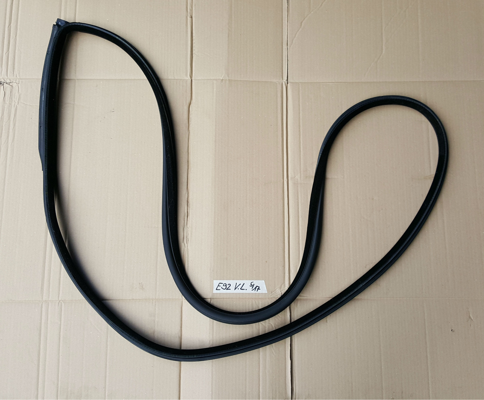 BMW E92 E93 Tür Dichtung Karrosserie Gummi Kanten Schutz LINKS – Bild 1