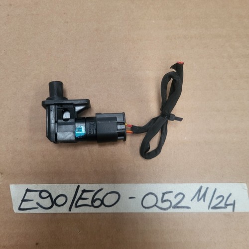 BMW E87 E46 E90 E91 E92 E93 E60 E61 E39 X3 Alarm Hauben Kontakt Schalter 9119052 – Bild 1