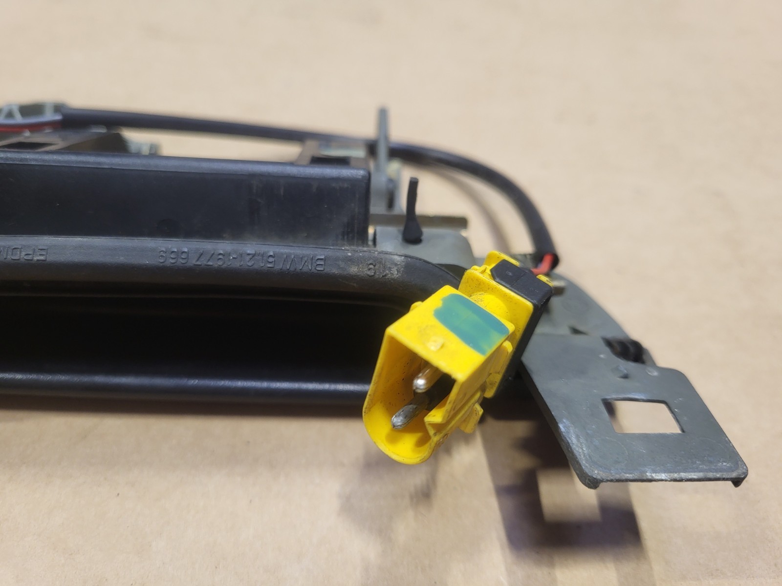 BMW Z3 Roadster Coupe Türgriff Fahrer Tür Öffner Griff außen VORNE LINKS 1960801 – Bild 6