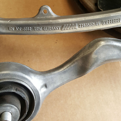 BMW E92 E93 M3 Radlager Gehäuse Schwenklager LINKS Zugstrebe Querlenker 2283577