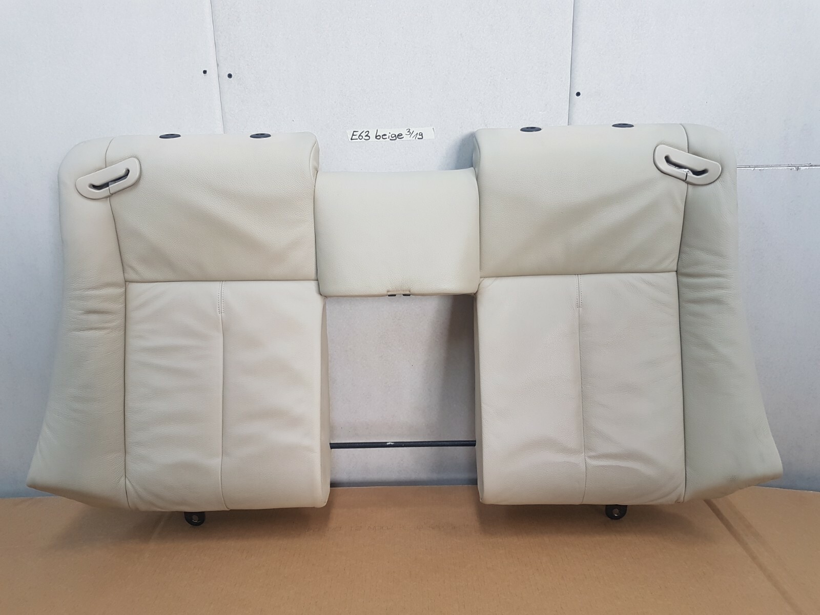 BMW 6er E63 Leder Sitz Rücksitzbank beige Rückbank Oberteil ohne Kopfstützen – Bild 1