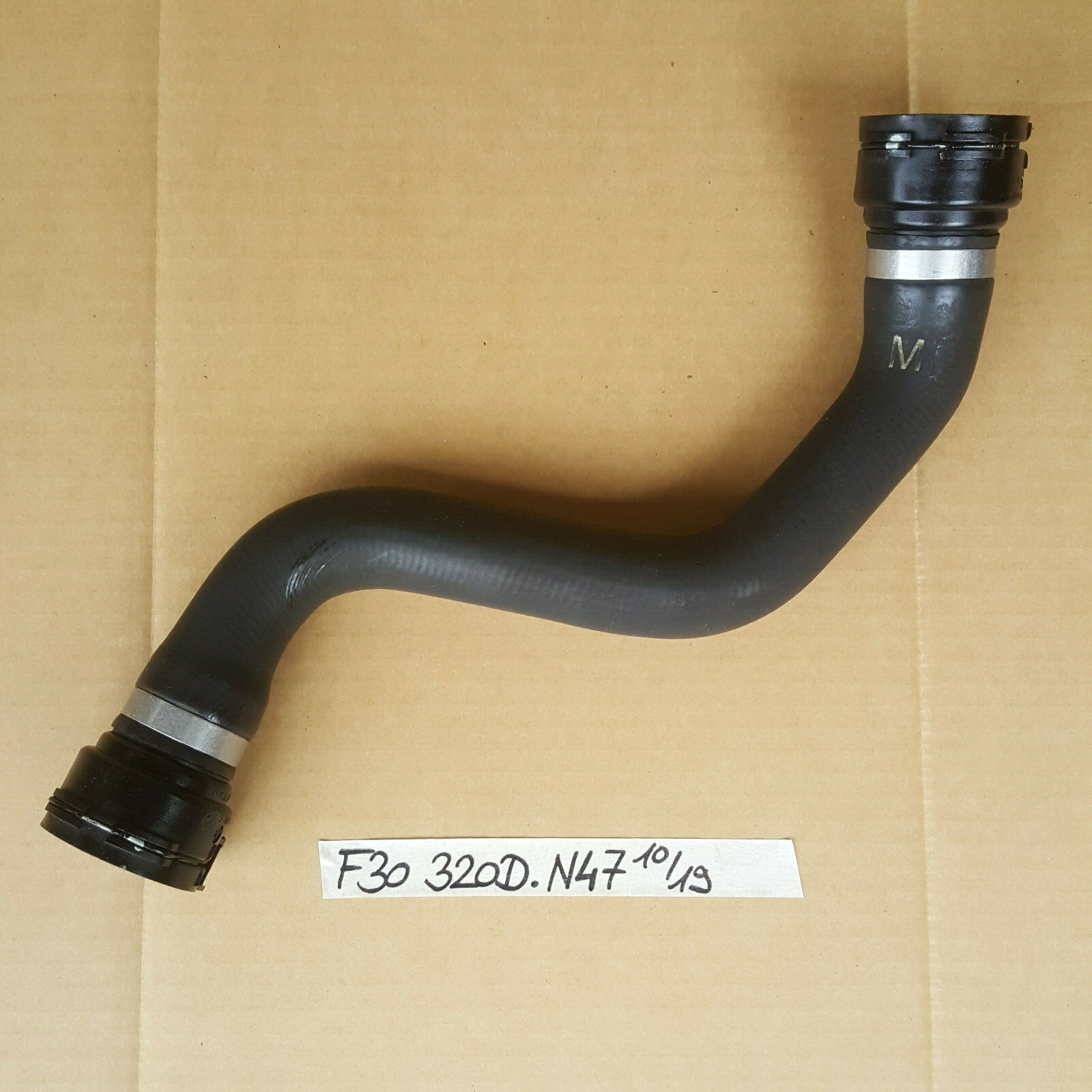 BMW F30 F31 F34 Kühlwasser Schlauch Kühlerschlauch Kühlmittelschlauch 7811129 – Bild 1