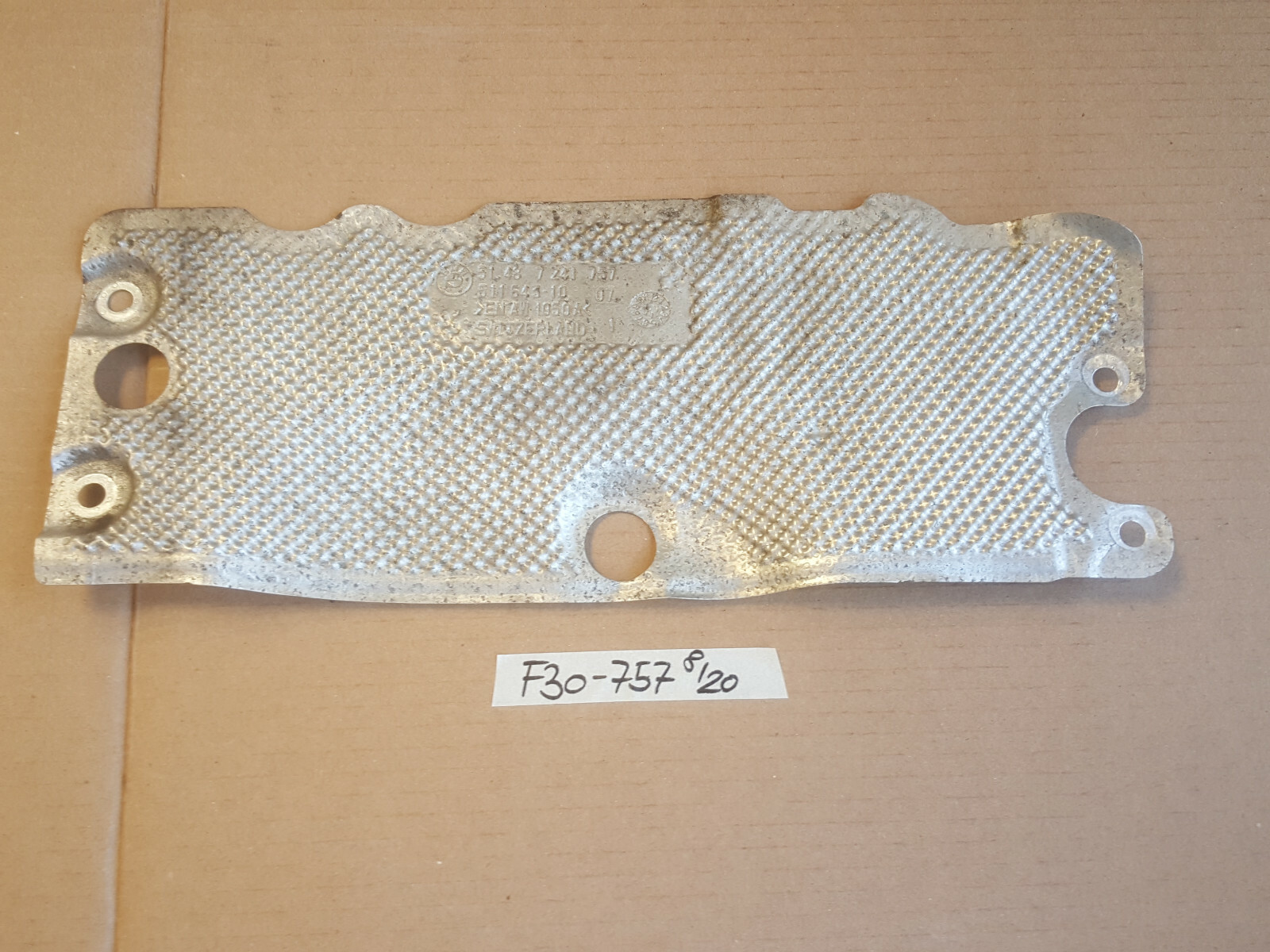 BMW F20 F21 F22 F23 F30 F31 F34 F35 Hitzeblech Wärmeschutz Motorträger 7241757 – Bild 1