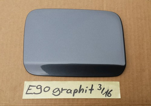 BMW E90 / E91 Abdecktopf Tank / Tankdeckel / Tankklappe sparkling graphite A22 – Bild 1