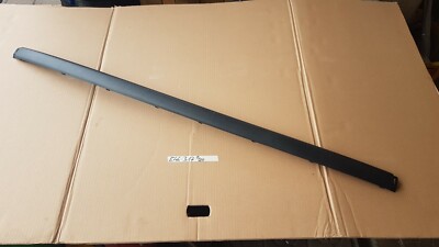 BMW E46 Limousine Leiste Blende Stossleiste Stossfänger hinten Mitte 8195317  – Bild 1