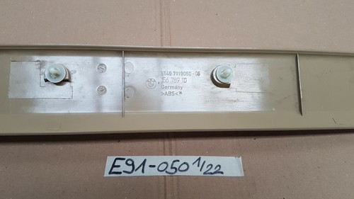 BMW E91 Heckdeckel Abdeckung Verkleidung Kofferraum  Leiste 7119050 beige – Bild 4