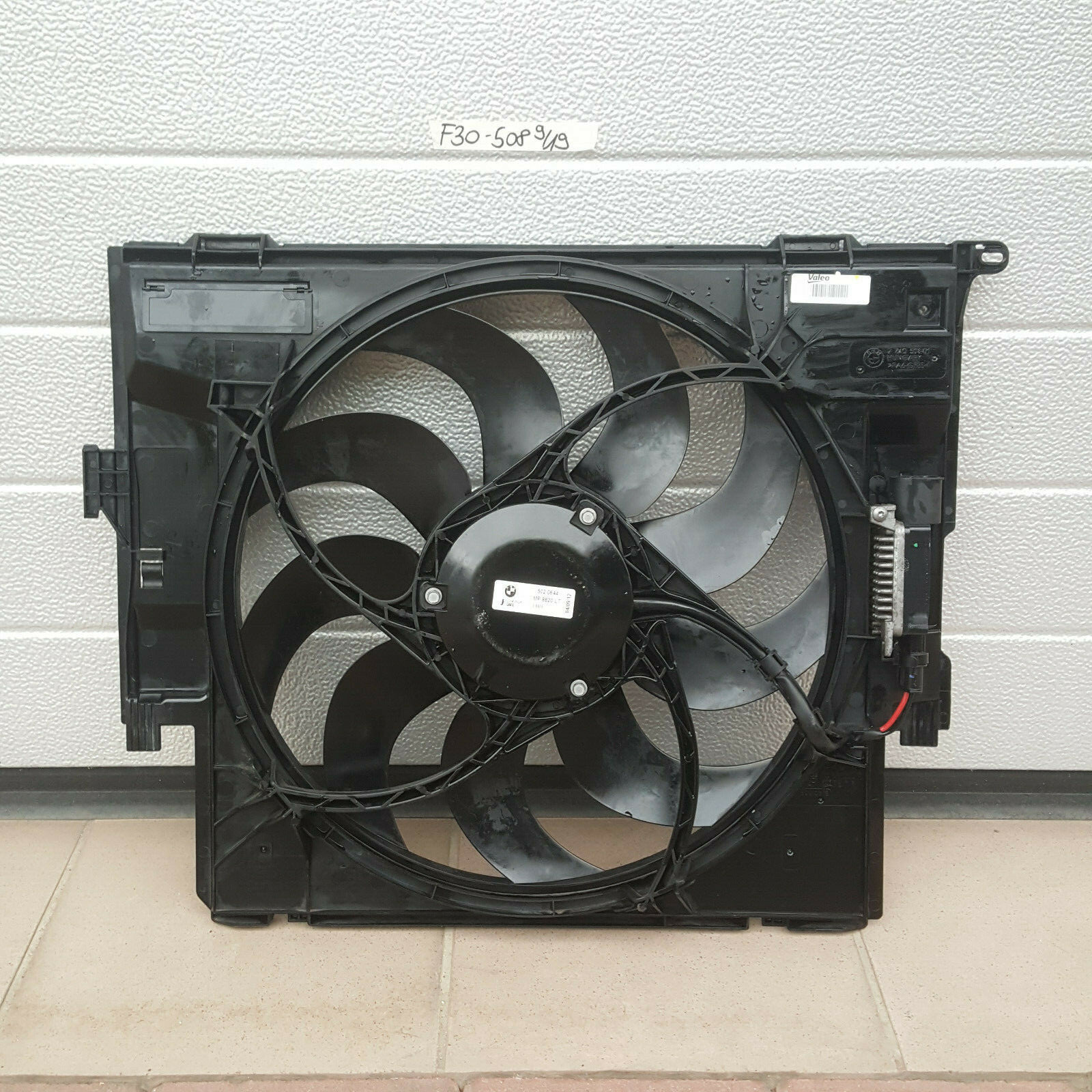 BMW F30 F31 F20 F21 Drucklüfter Motor Elektro Kühler Lüfter 7640508 Lüfterzarge – Bild 1