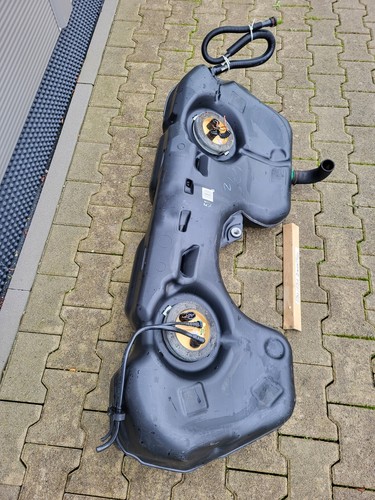 Tank BMW E90 E91 E92 E93 Diesel Kraftstoff Tank 7283802 mit Pumpe – Bild 2