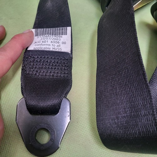 BMW E60 E61 Gurt Sicherheitsgurt Obergurt VORNE LINKS – Bild 2