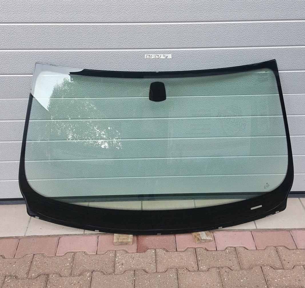 BMW E90  E91 Frontscheibe Fenster Glas Windschutz Scheibe VORNE ABHOLUNG – Bild 1