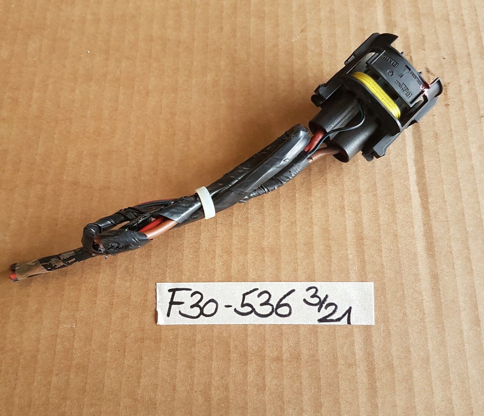 BMW E90 E60 Z4 F30 F31 F34 F20 F21 Z4 Drucklüfter Stecker Lüfter 6900536 + Kabel – Bild 1