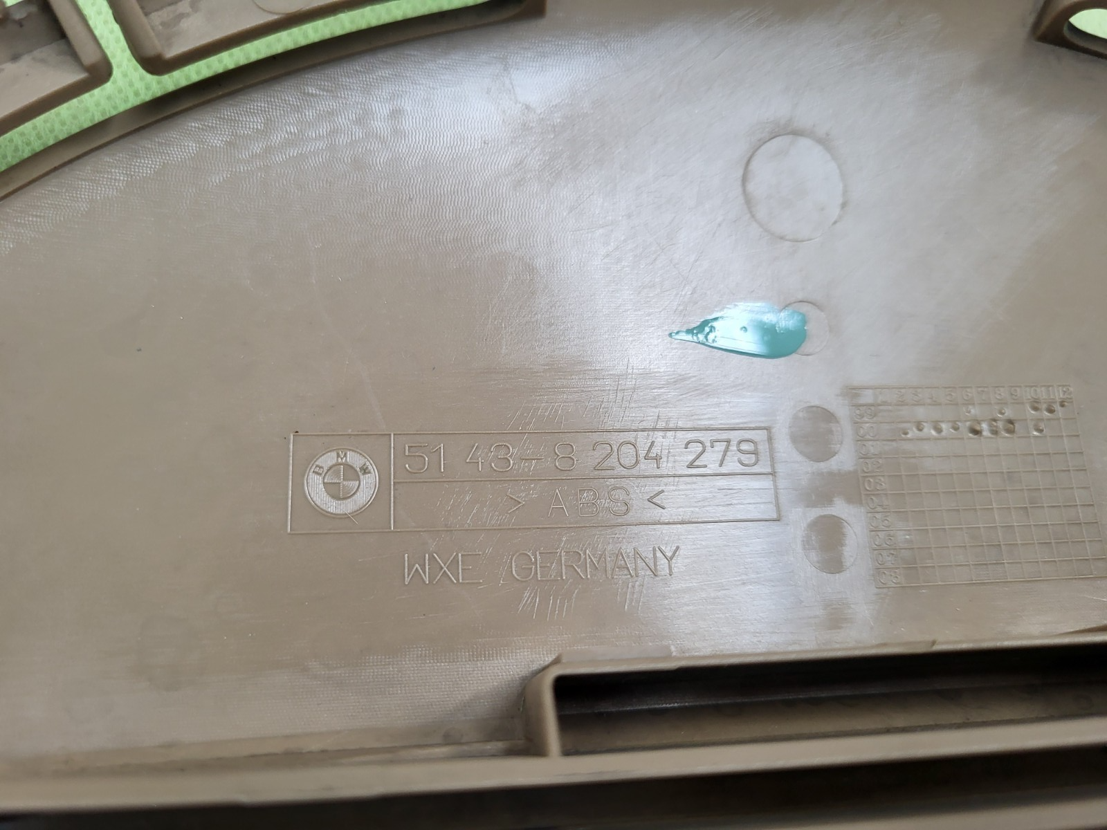 BMW E46 Cabrio Blende Abdeckung Verkleidung Hutablage HINTEN Beige 8204279 – Bild 3