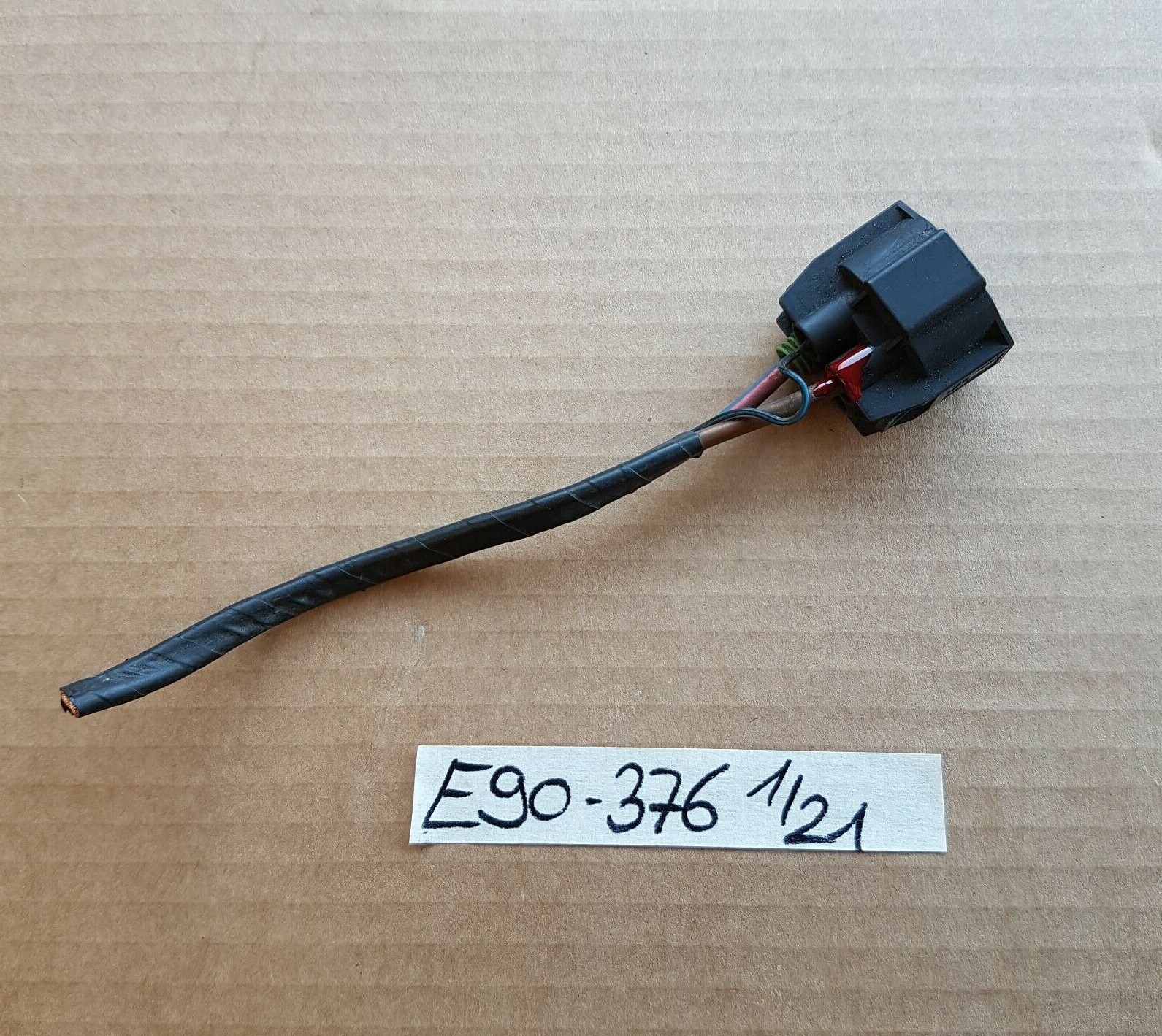 BMW E90 E91 E92 E93 Lüfter Stecker Buchsengehäuse 3-polig Drucklüfter 8380376 – Bild 1