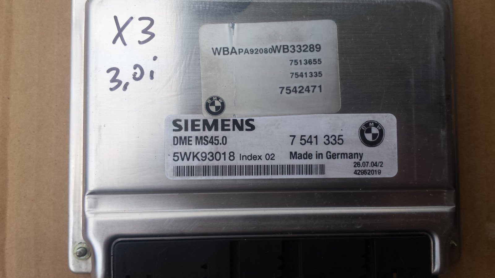 BMW  X3 E83 Motor Steuergerät  Grundsteuergerät 7542471 + EWS + Schlüssel