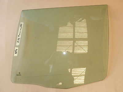 BMW E39 Touring Seiten Scheibe  Fenster Glas HINTEN LINKS