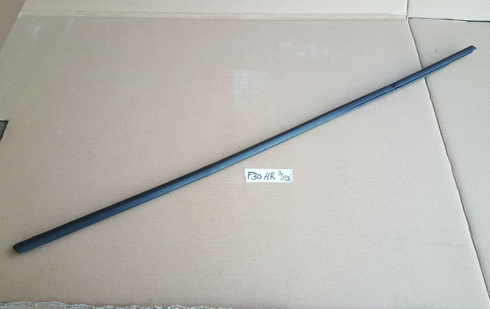 BMW F30 F80 Schachtabdichtung aussen Tür Fenster Dichtung hinten rechts 7258293 – Bild 1