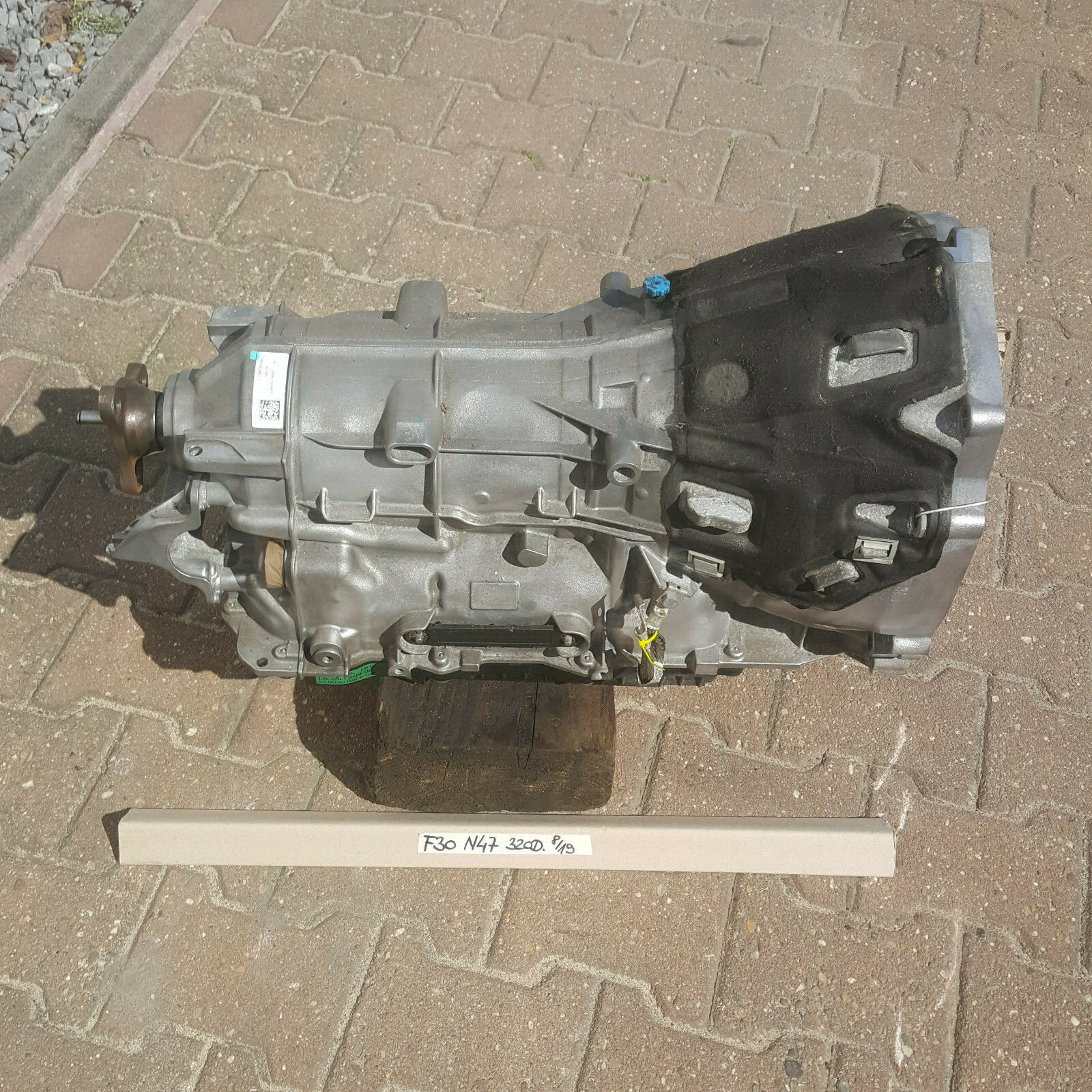 BMW F21 F22 F30 F31 F34 320D F32 F33 Automatik Getriebe GA8HP45Z 8614195 Wandler – Bild 1