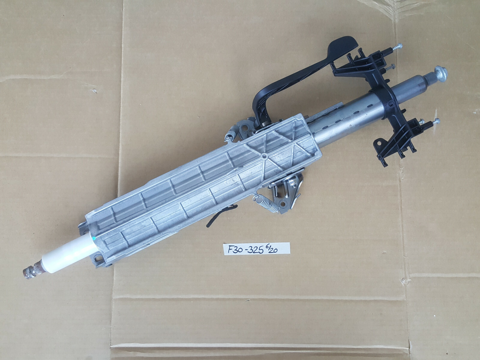 BMW F20 F21 F30 F31 Lenksäulenverstellung mechanisch 6852325 Lenksäule