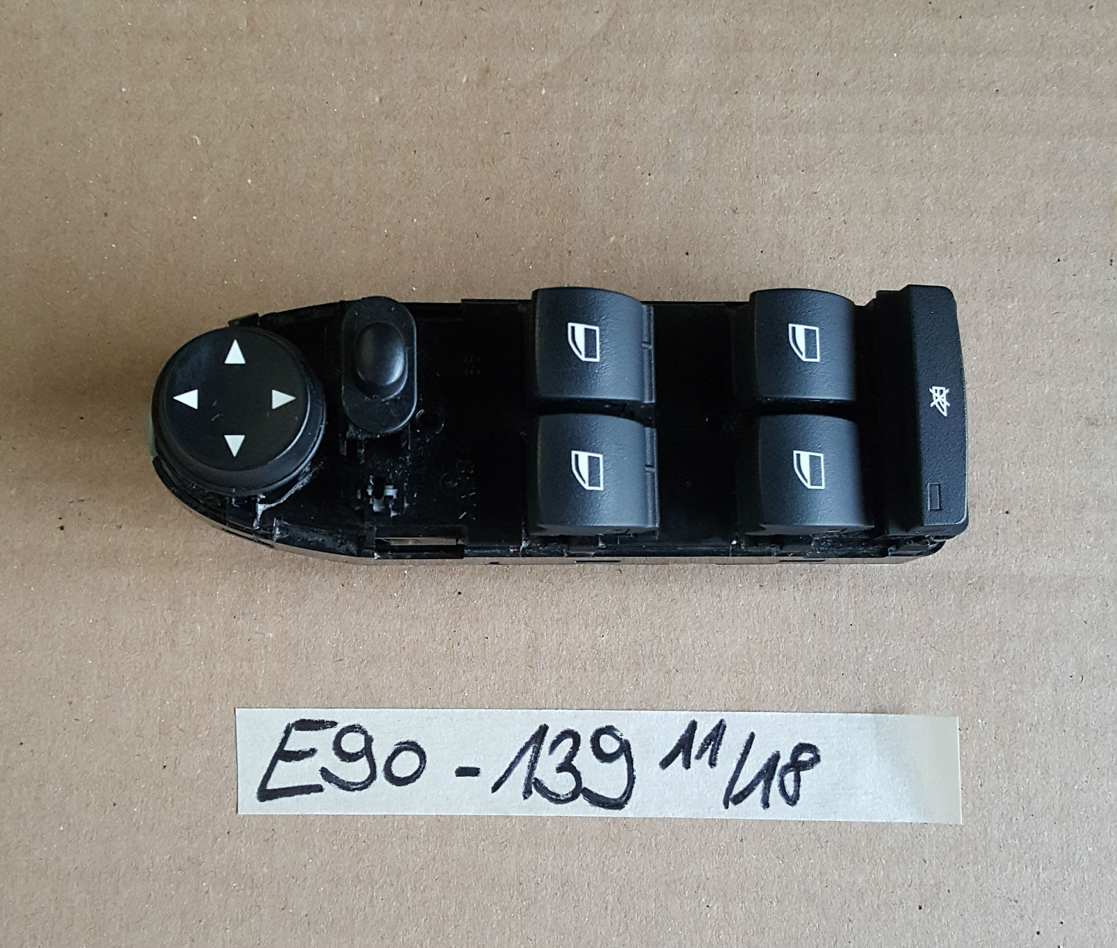 BMW E90  E91 E87  FeHe Schalter Fensterheber LINKS 9132139