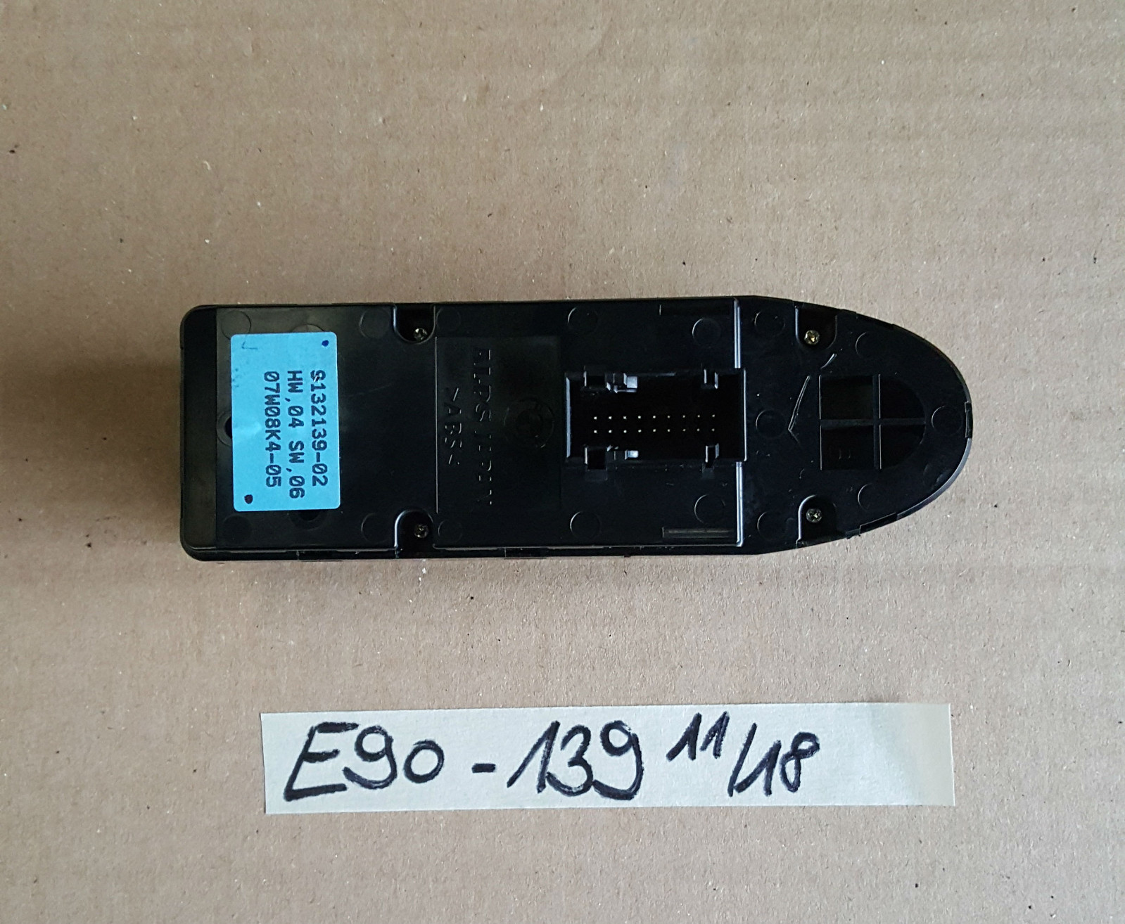 BMW E90  E91 E87  FeHe Schalter Fensterheber LINKS 9132139