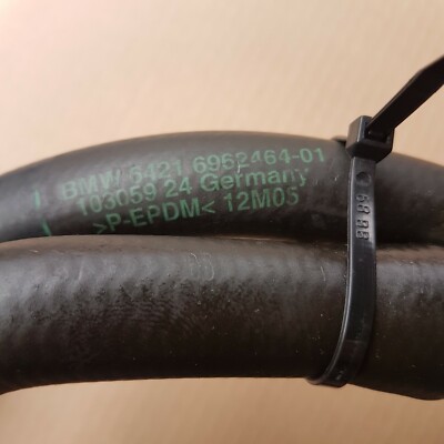 BMW Z4 E85 Kühlwasser Leitung Kühler Schlauch Motorvorlauf-Heizkörper 6962464