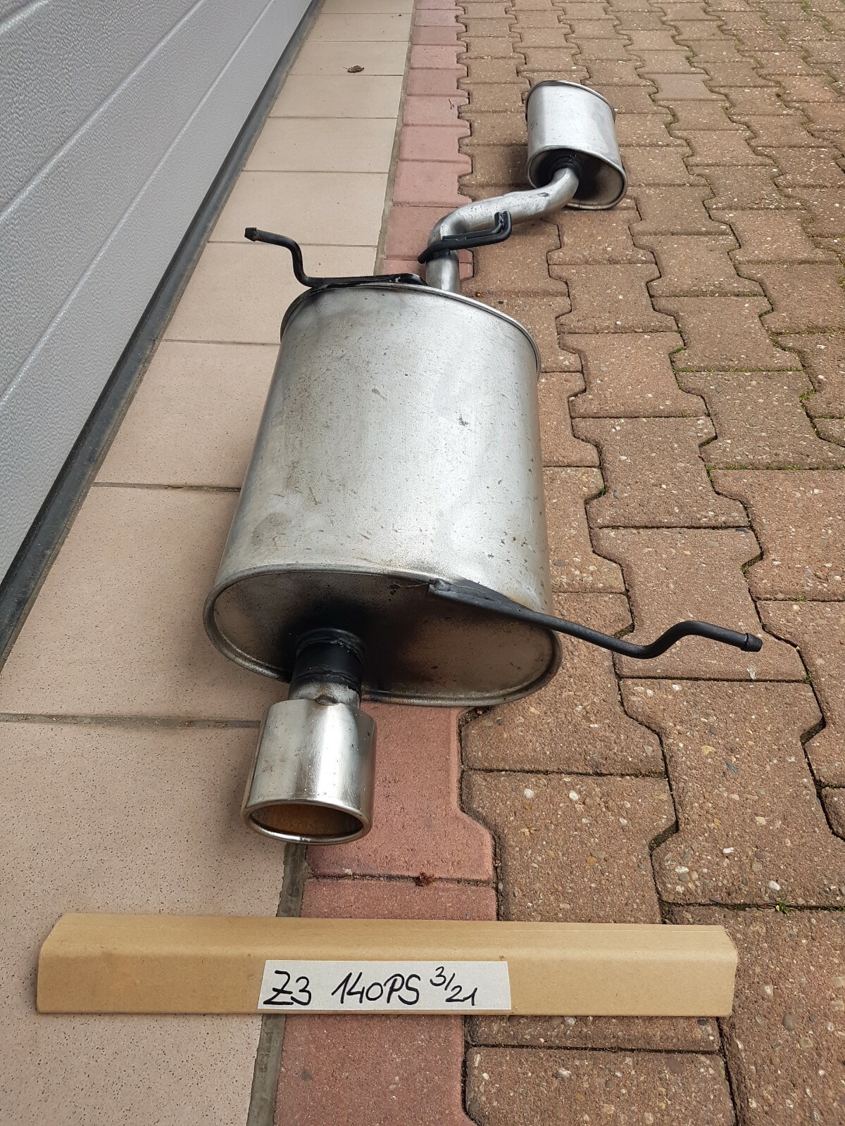 BMW Z3 Roadster Auspuff Endschalldämpfer Endtopf + Mittelschalldämpfer 140 PS