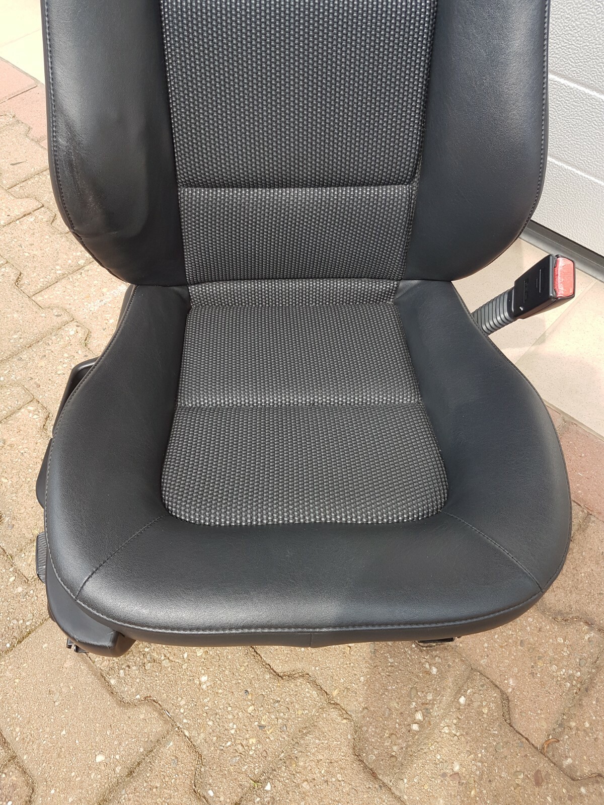 BMW Z3 Roadster Facelift Bei Fahrer Sitz Leder schwarz RECHTS  Gestell  Motor