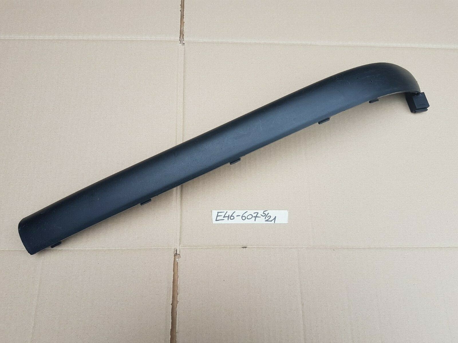 BMW E46 Limo Zierleiste Stoßstange Stoss Leiste Stossfänger vorne links 7030607 – Bild 1