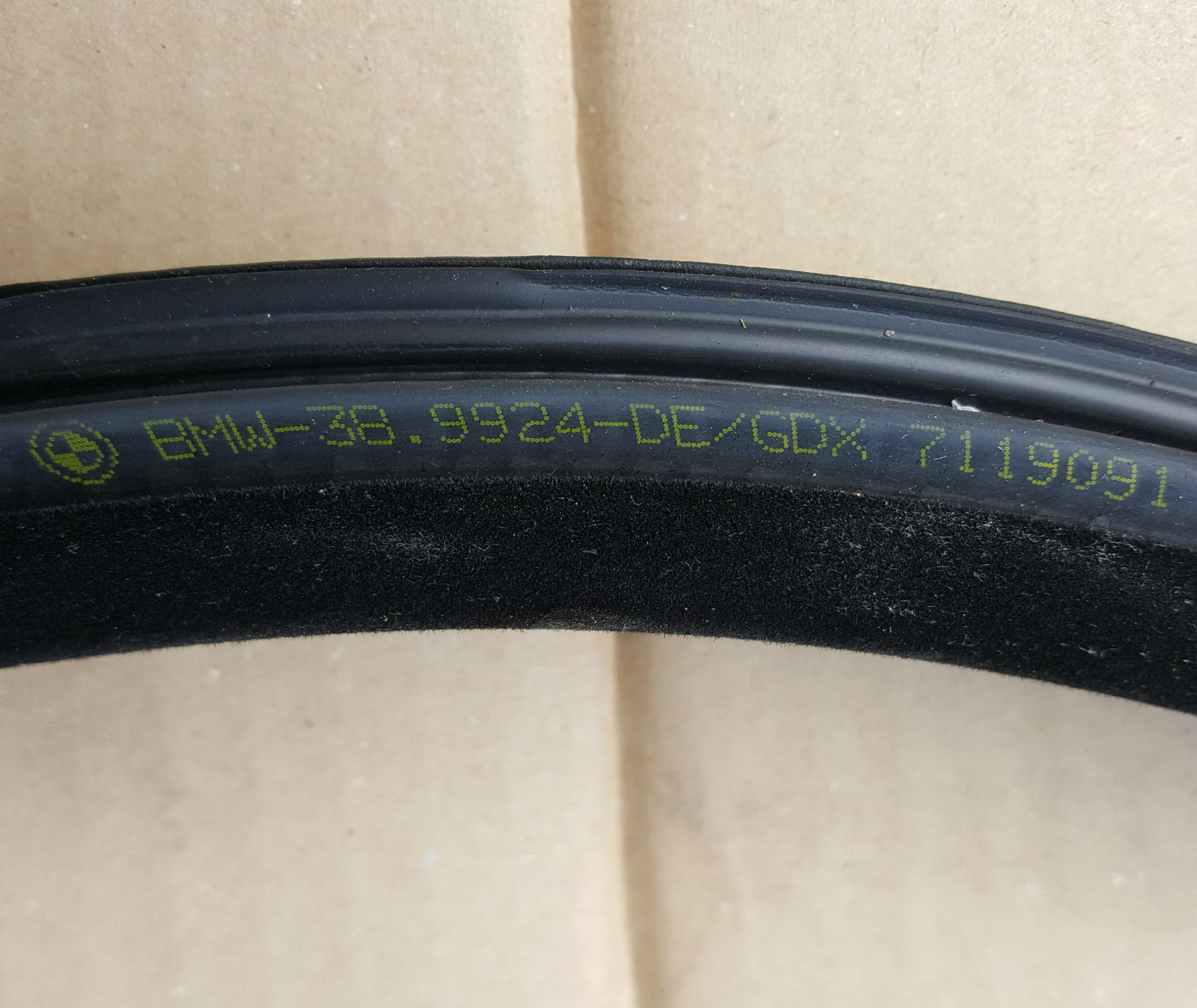 BMW E92 E93 Tür Dichtung Karrosserie Gummi Kanten Schutz LINKS