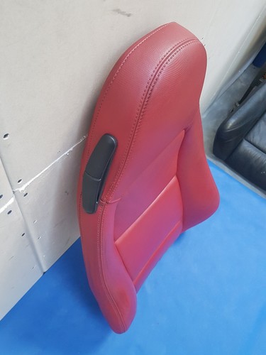 BMW Z3 Roadster + Coupe Bei Fahrer Sitz Oberteil Leder Snake rot Rückenlehne  – Bild 7