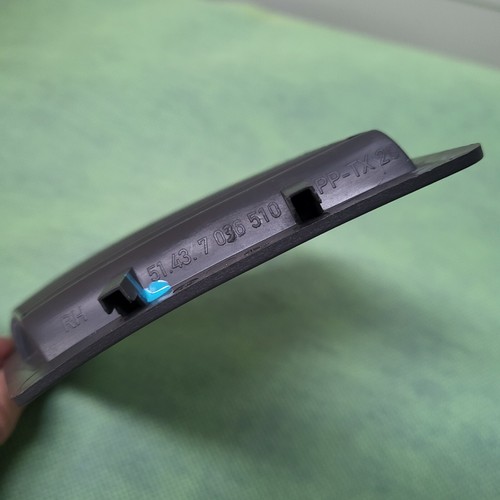 BMW Z4 E85 Verkleidung Gitter hinten rechts 7036510 grau – Bild 4