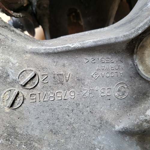 BMW E61 Achsschwinge Achsschenkel Stoßdämpfer Schwenklager HINTEN LINKS 6758715