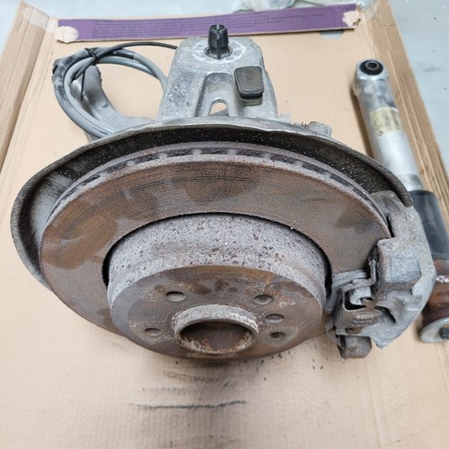 BMW E61 Achsschwinge Achsschenkel Stoßdämpfer Schwenklager HINTEN LINKS 6758715