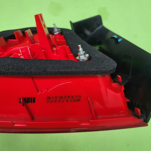 BMW 3er E90 Limo Rücklicht Rückleuchte Bremslicht Heckleuchte RECHTS 6937458