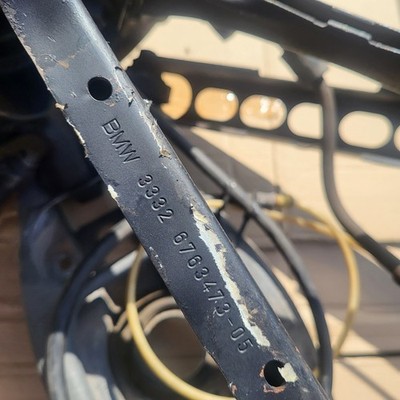 BMW E90 E91 Achsschwinge Schwenklager Radlager Zugstrebe Radnabe LINKS 6761579 – Bild 5