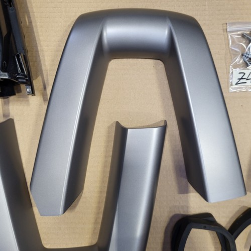 BMW Z4 E85  Verkleidung Überroll Bügel Set + Abdeckung + Abschlussring 