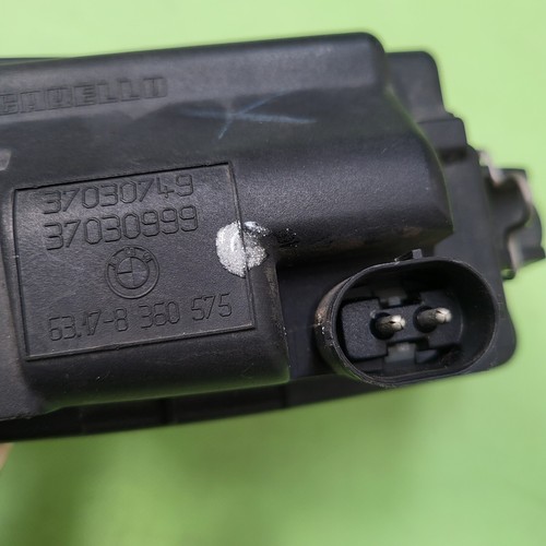 original BMW Z3 Nebel Scheinwerfer  Nebel Lampe Birne Abdeckung 8360575 LINKS  – Bild 4